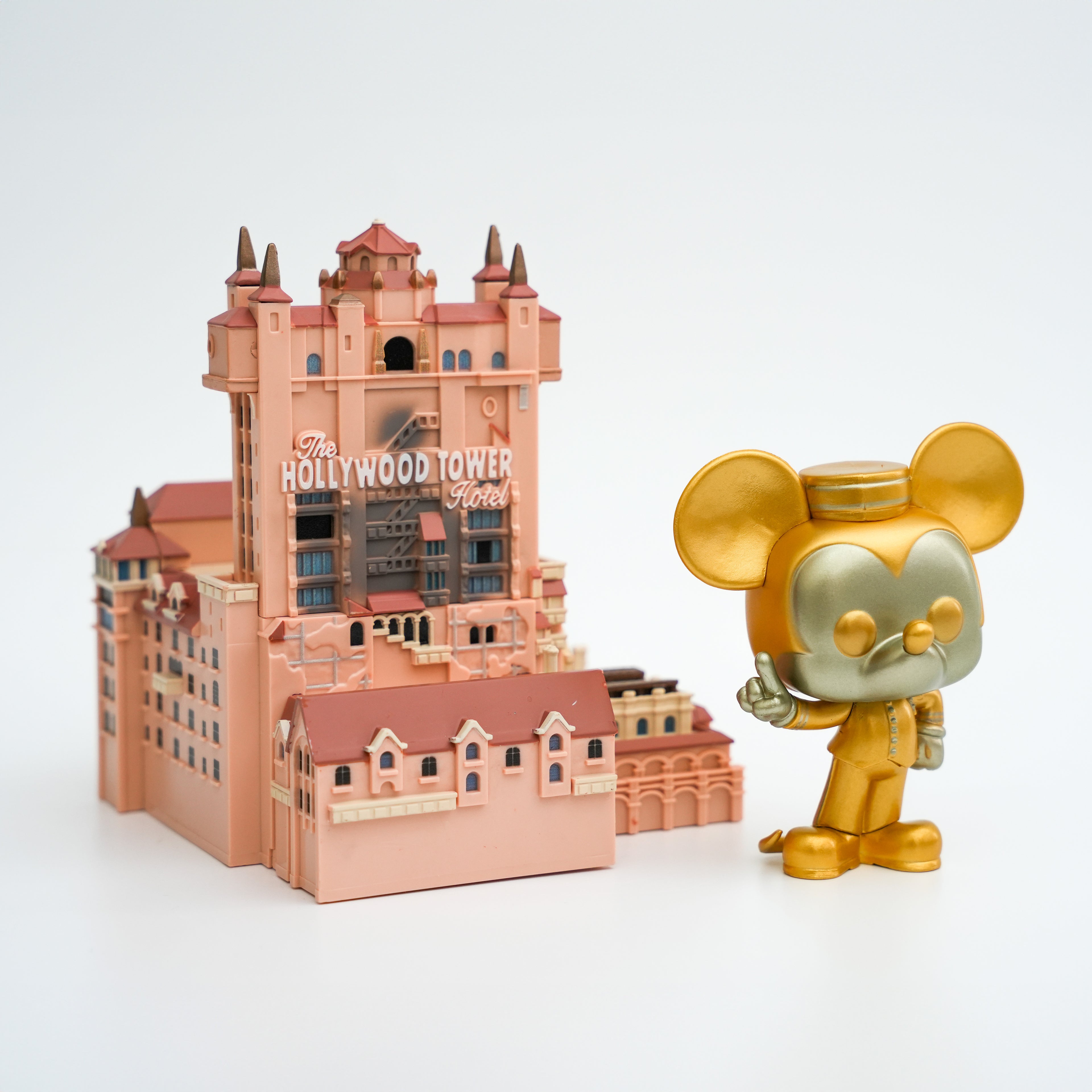 Hollywood Tower Hotel and Mickey Mouse Funko Pop! (Gold)