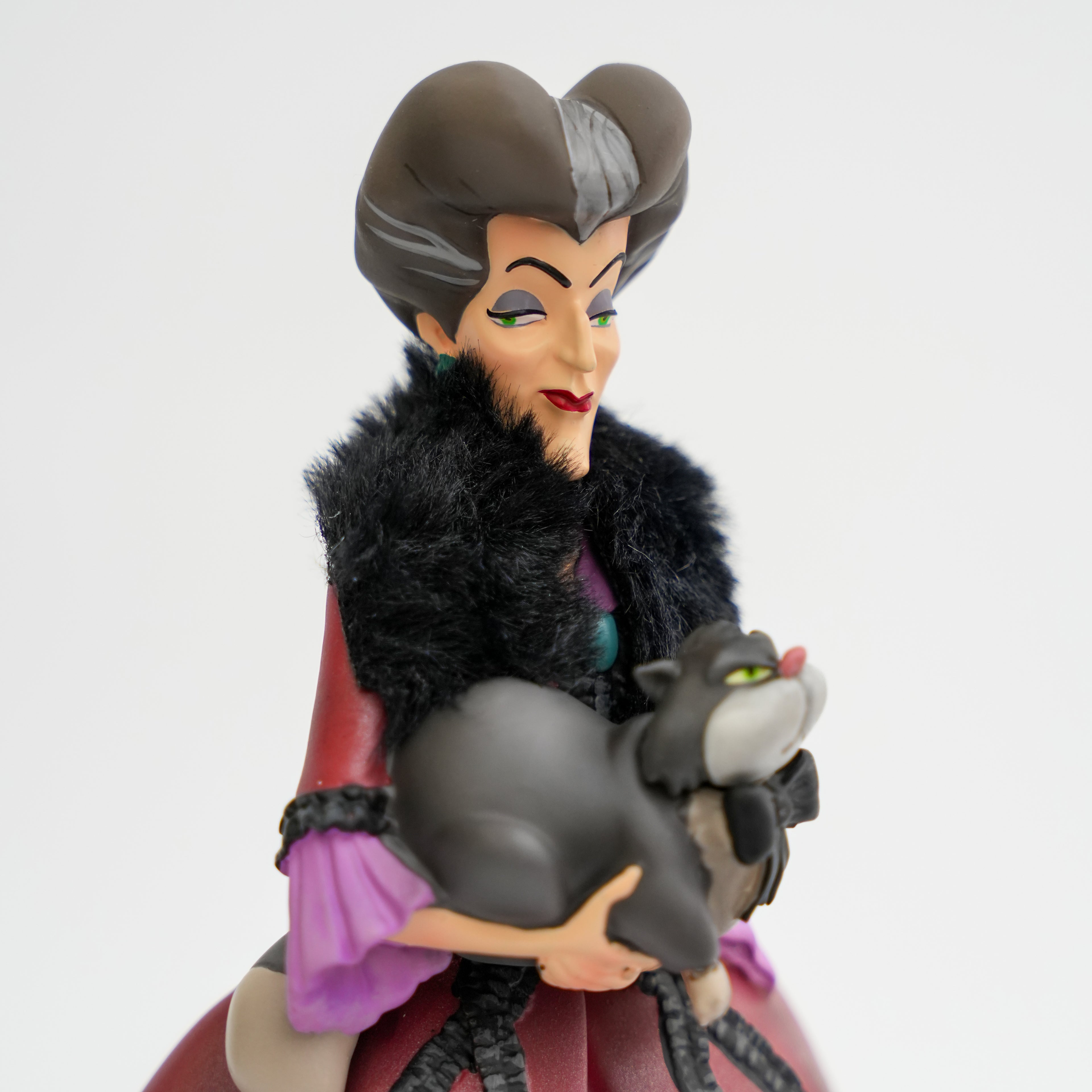 Figurine Cinderella - Lady Tremaine - Collection Showcase